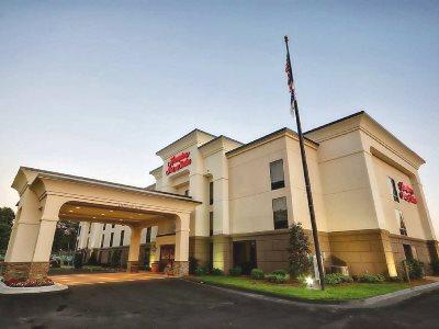 Hampton Inn & Suites Tifton Exterior photo